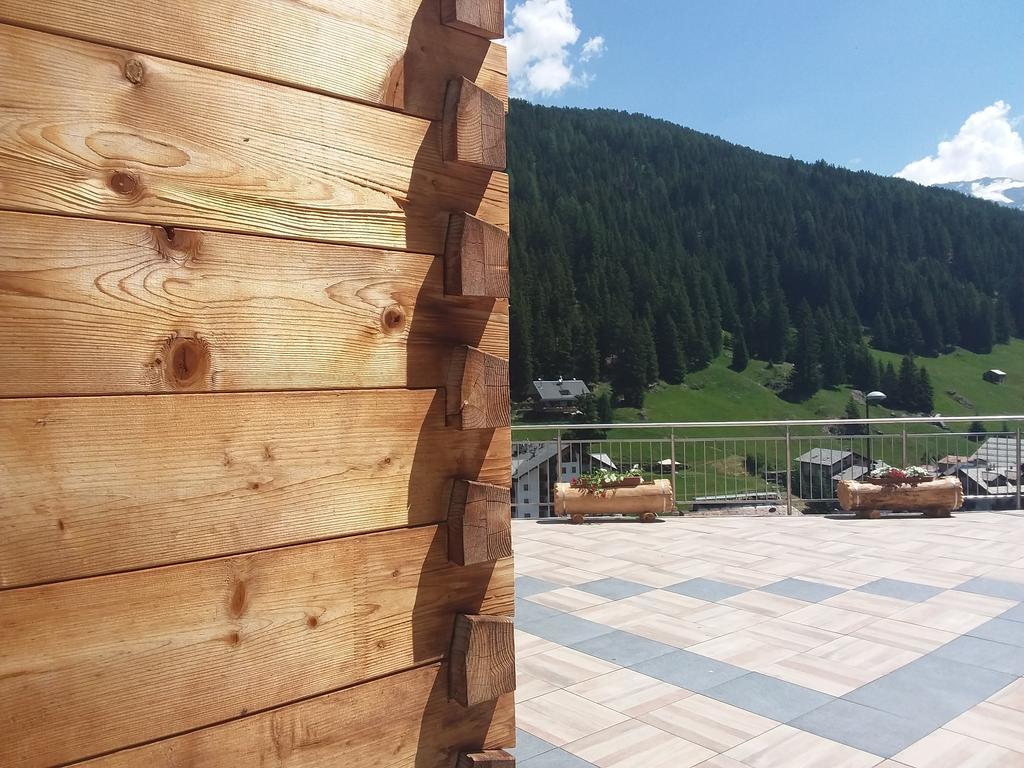 Hotel Meublè Adler - Rooms&Mountain Apartments Santa Caterina Valfurva Buitenkant foto