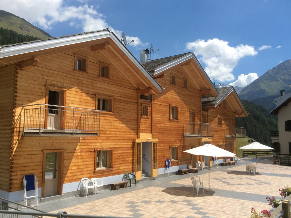 Hotel Meublè Adler - Rooms&Mountain Apartments Santa Caterina Valfurva Buitenkant foto